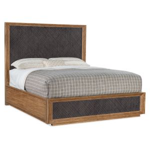 Hooker Furniture - Big Sky Cal King Panel Bed - 6700-90260-80