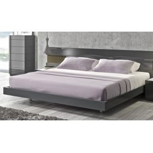 J&M Furniture - Braga Queen Size Bed - 178671-Q