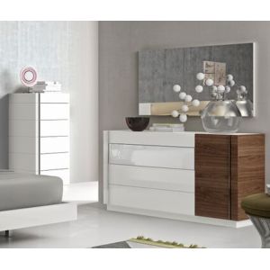 J&M Furniture - Lisbon 6-Drawer Chest, Dresser and Mirror