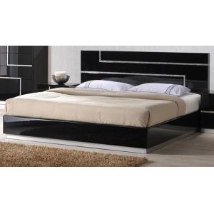 J&M Furniture - Lucca King Size Bed - 17685-K