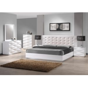 J&M Furniture - Verona Queen Size Bed - 17688-Q