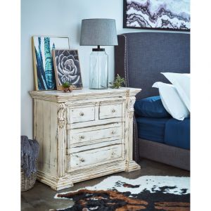 Picket House Furnishings - Reba Accent Chest in Antique White - MARC700CN