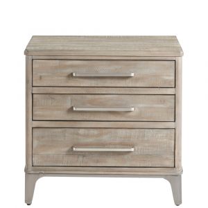 Riverside Furniture -  Intrigue 3-drawer Nightstand - 39369