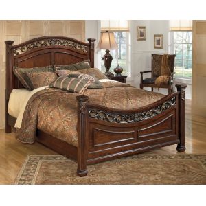 Signature Design by Ashley - Leahlyn King Panel Bed