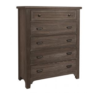 Vaughan Bassett - Bungalow Chest with 5 Drawers in Folkstone - 740-115