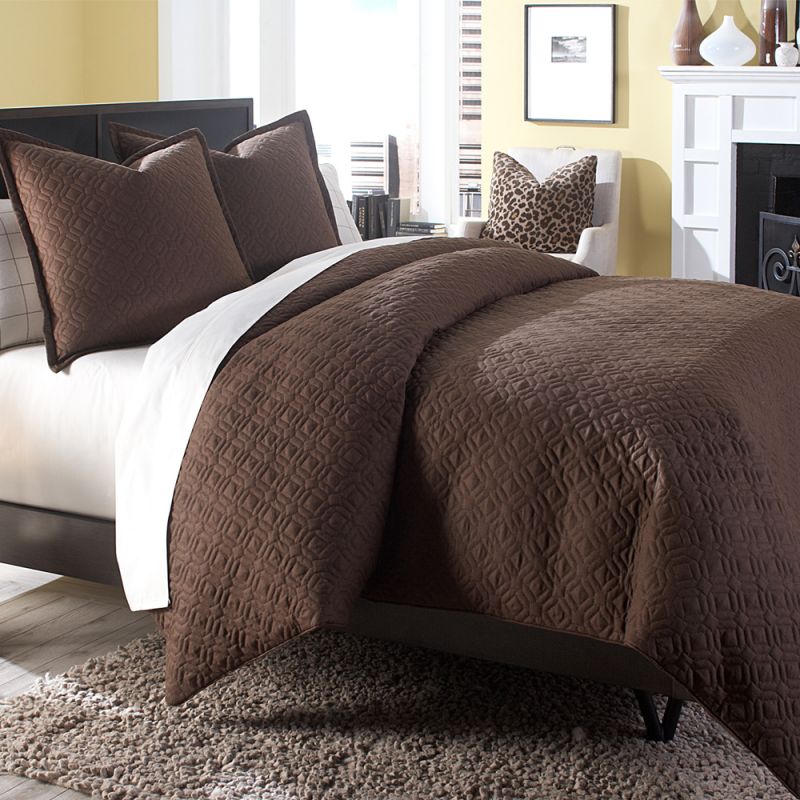 AICO by Michael Amini - Leigh 3pc King Coverlet/Duvet Set in Cocoa - BCS-KD03-LEIGH-COC_CLOSEOUT