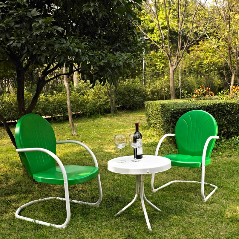 Crosley Furniture - Griffith 3 Piece Metal Outdoor Conversation Seating Set - Two Chairs in Grasshopper Green Finish with Side Table in White Finish - KO10004GR