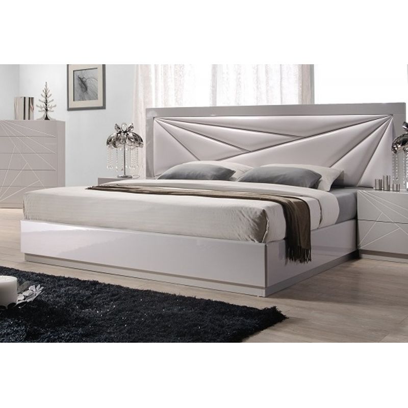 J&M Furniture - Florence Queen Size Bed - 17852-Q
