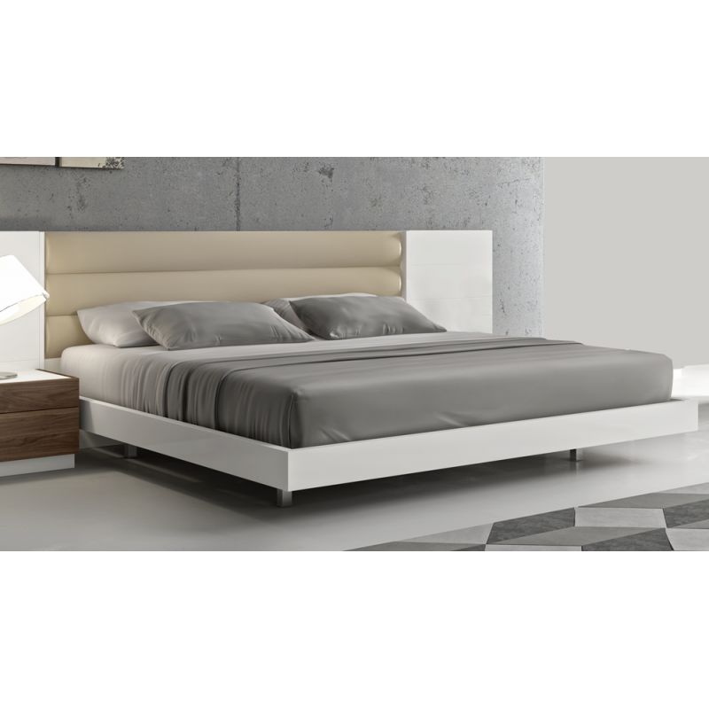 J&M Furniture - Lisbon Queen Size Bed - 17871-Q