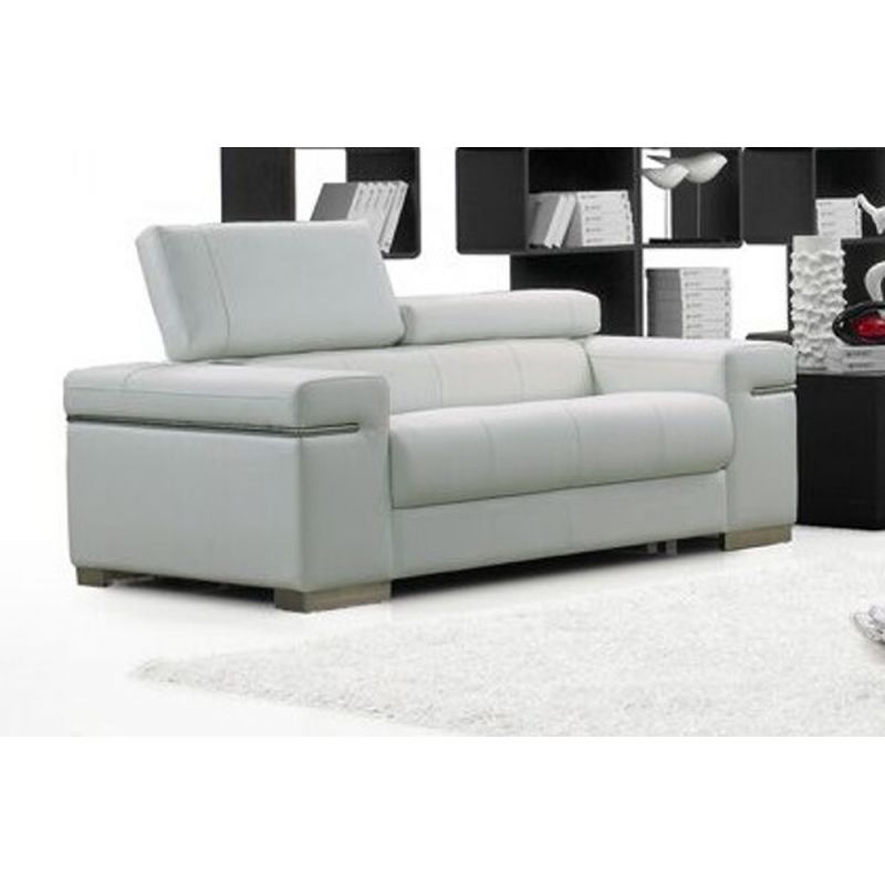 J&M Furniture - Soho Loveseat in White Leather - 17655111-L-W