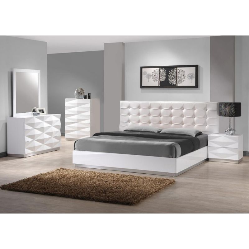 J&M Furniture - Verona 5-Piece Queen Bedroom Set