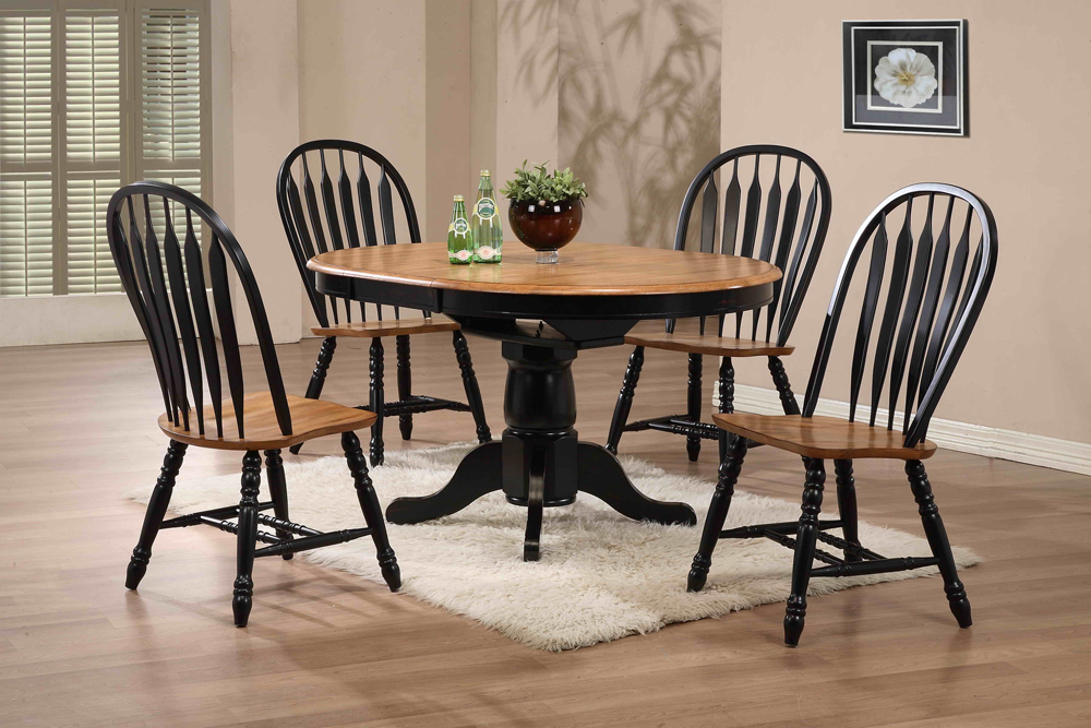 Missouri Black Round Dining Table In, Black Round Dining Table Set